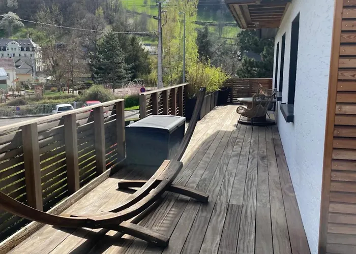 Joli Logement Avec Terrasse La Cigale 6 A 8 Personnes