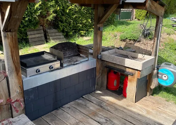 Joli Logement Avec Terrasse La Cigale 6 A 8 Personnes