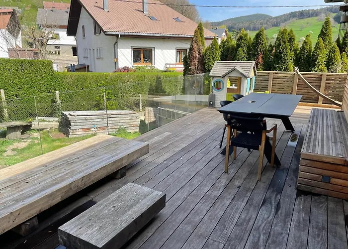 Joli Logement Avec Terrasse La Cigale 6 A 8 Personnes