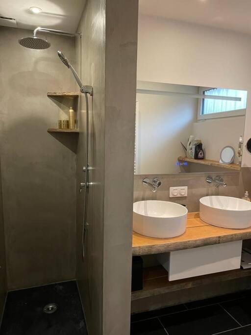 Joli Avec Terrasse La Cigale 6 A 8 Personnes Appartement *