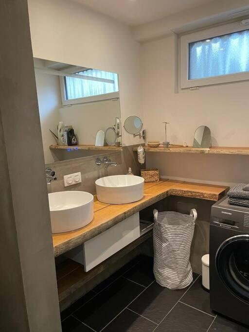 Joli Avec Terrasse La Cigale 6 A 8 Personnes Appartement