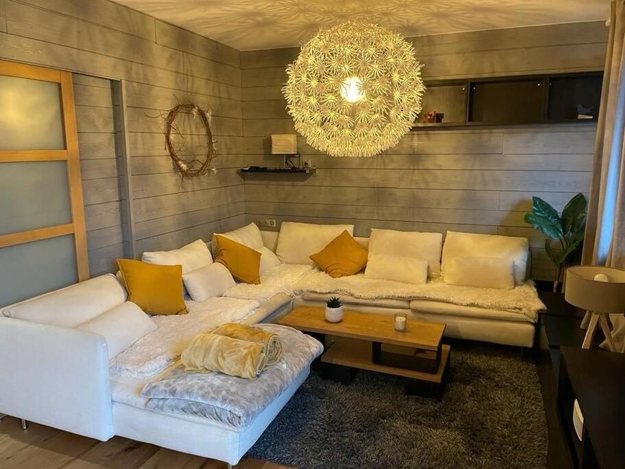Joli Avec Terrasse La Cigale 6 A 8 Personnes Appartement